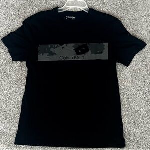BRAND NEW Calvin Klein Black Short Sleeve Tee